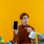 Почему стоит выбрать сервис для обратного поиска по номеру телефона?